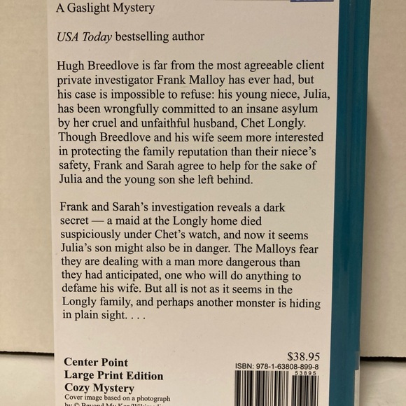 Murder on Bedford Street A Gaslight Thompson, Victoria Large Print HC Book - Picture 2 of 3